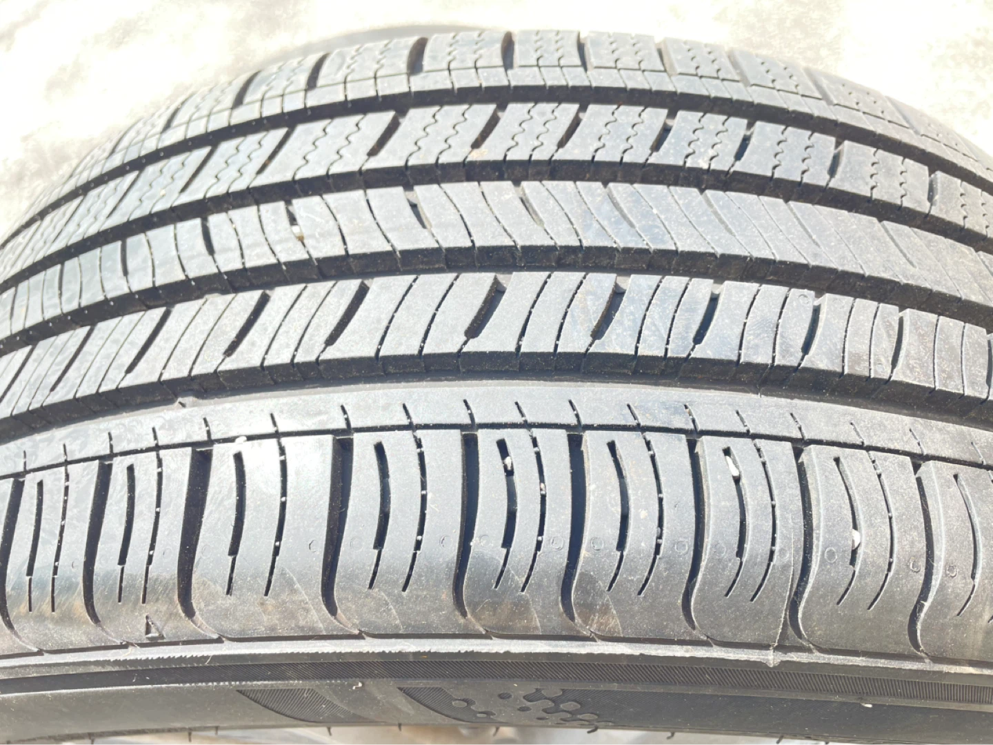 Kumho Solus 225/50 R17 Tires (Set of 4) - photo 3