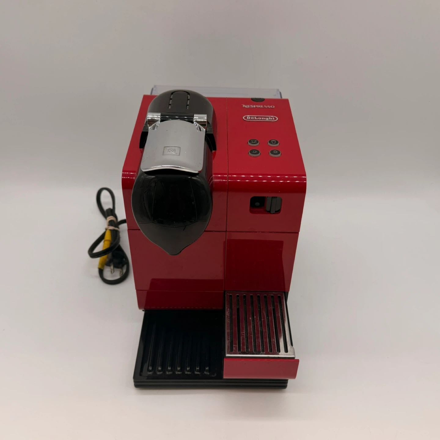 DeLonghi Nespresso EN520R Lattissima Coffee Espresso Machine Red - photo 2