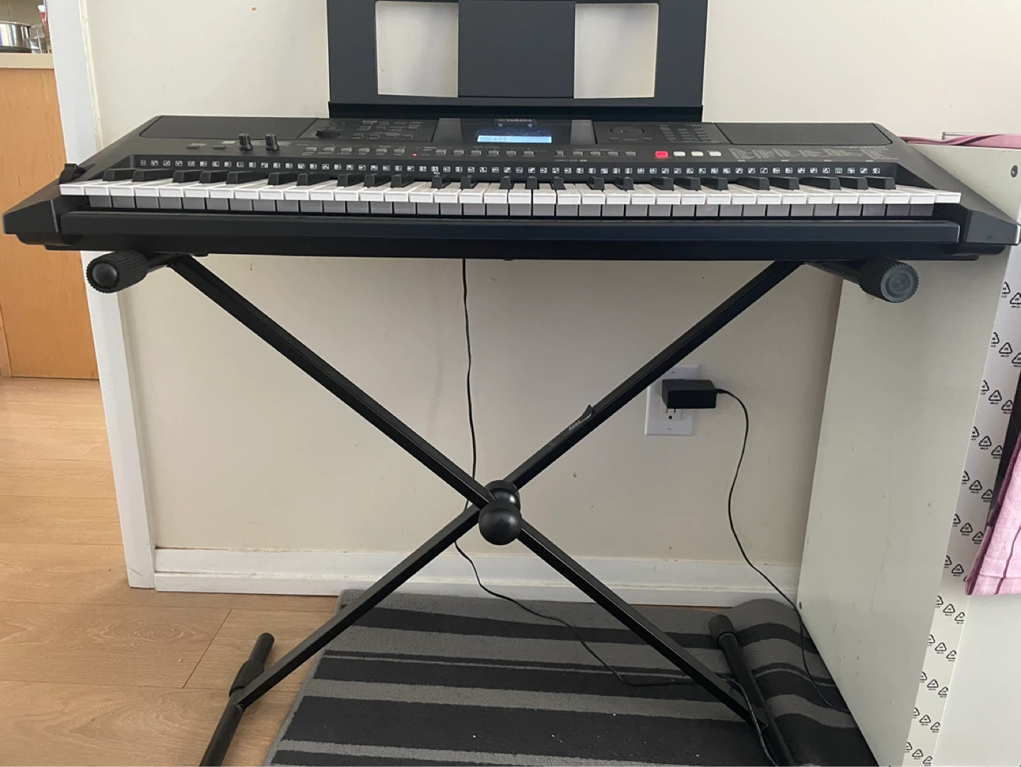 Yamaha PSR-E463 Portable Keyboard