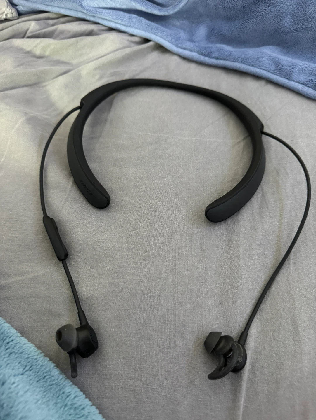 Bose QuietControl 30 Wireless Headphones – Complete in Box