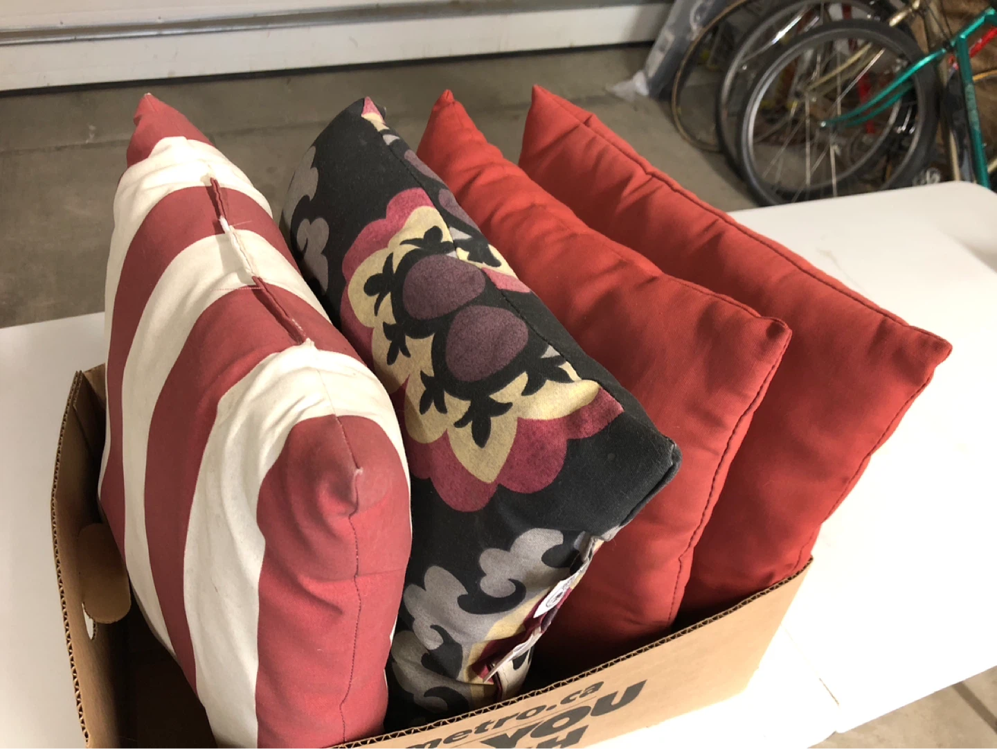 Set of 4 Outdoor Throw Pillows