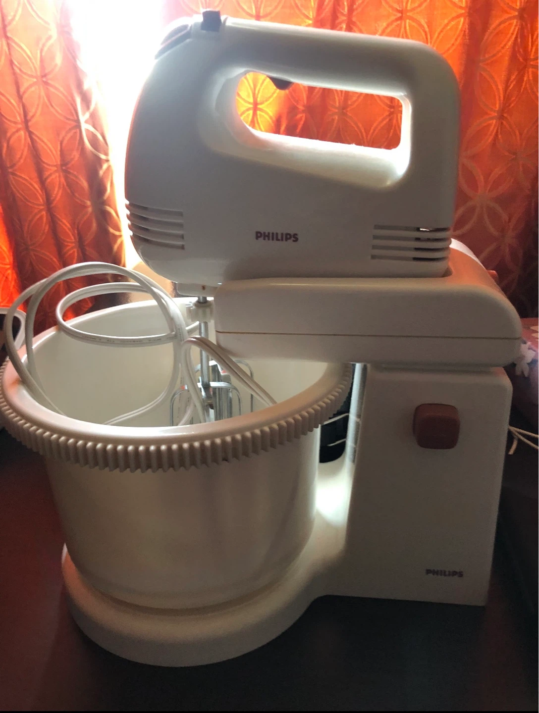 Philips Stand Mixer with Bowl