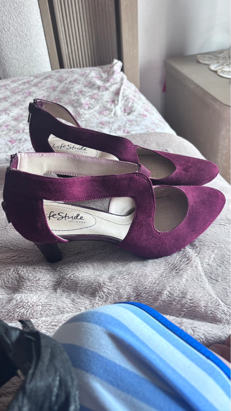 LifeStride Purple Suede Cutout Heels