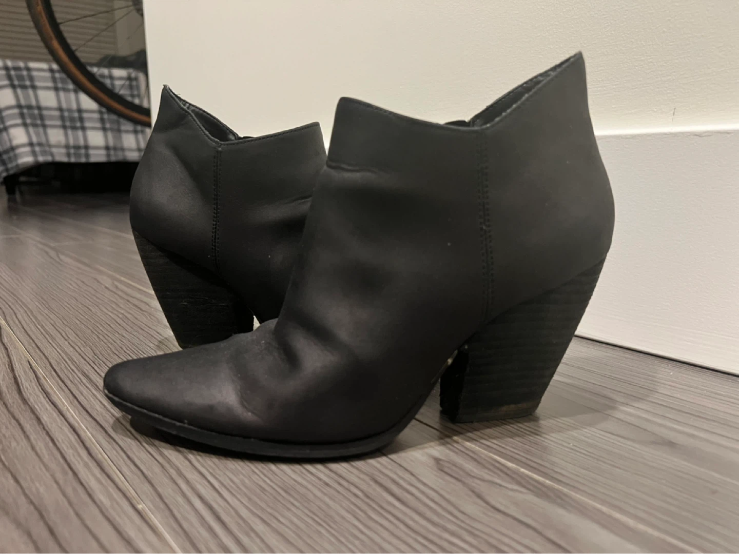 Black Heeled Ankle Boots (6.5)