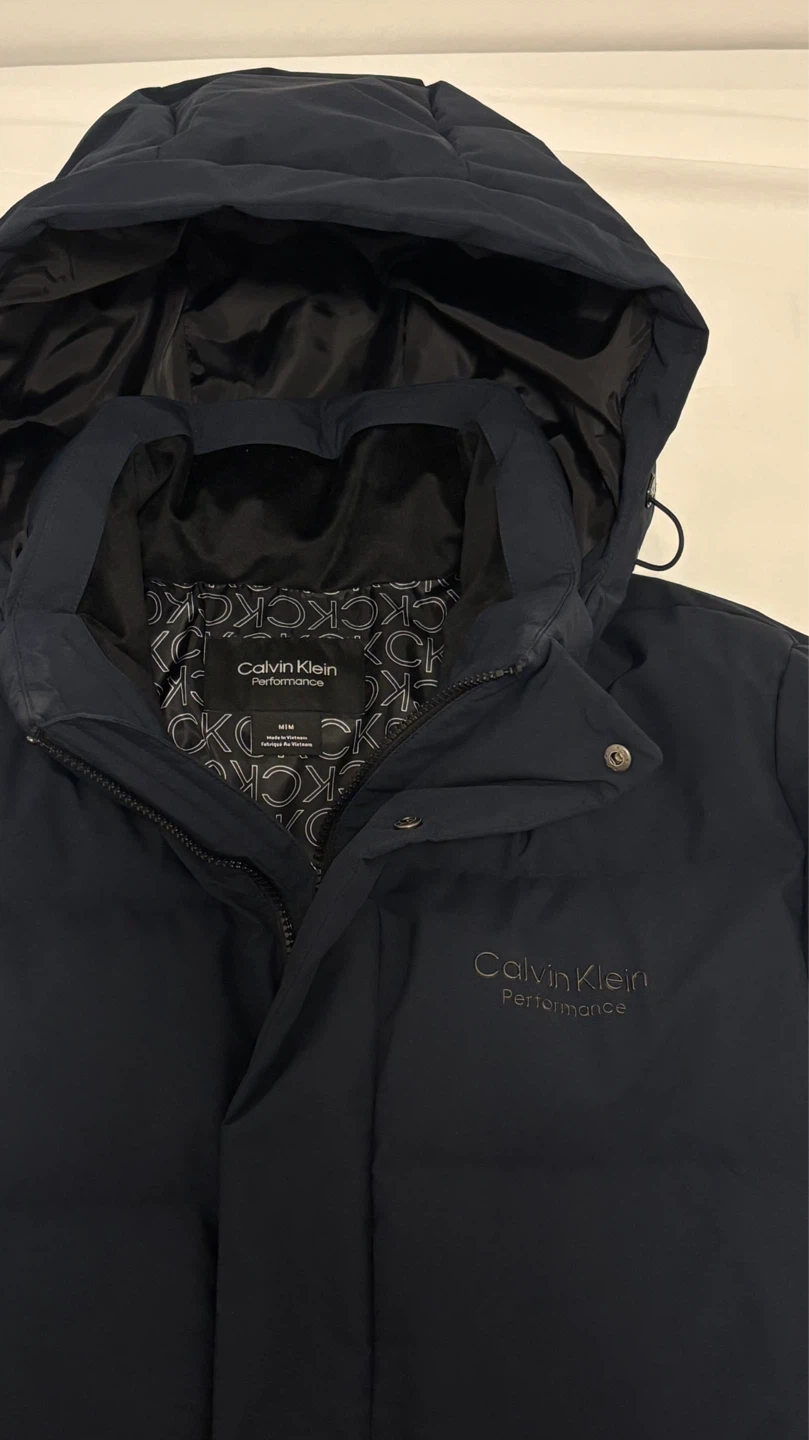 Calvin Klein Long Puffer Jacket M - Like New - photo 2