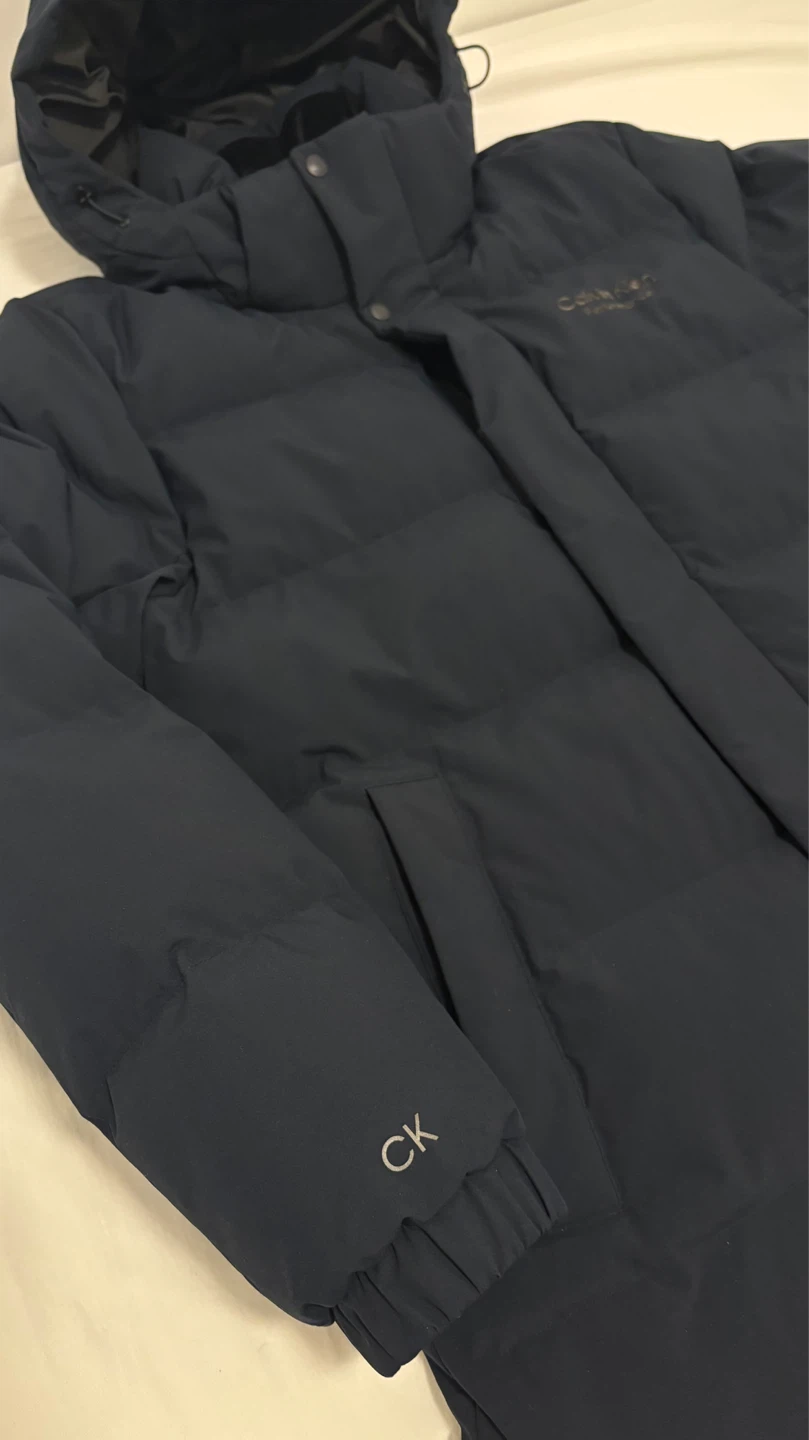 Calvin Klein Long Puffer Jacket M - Like New - photo 3