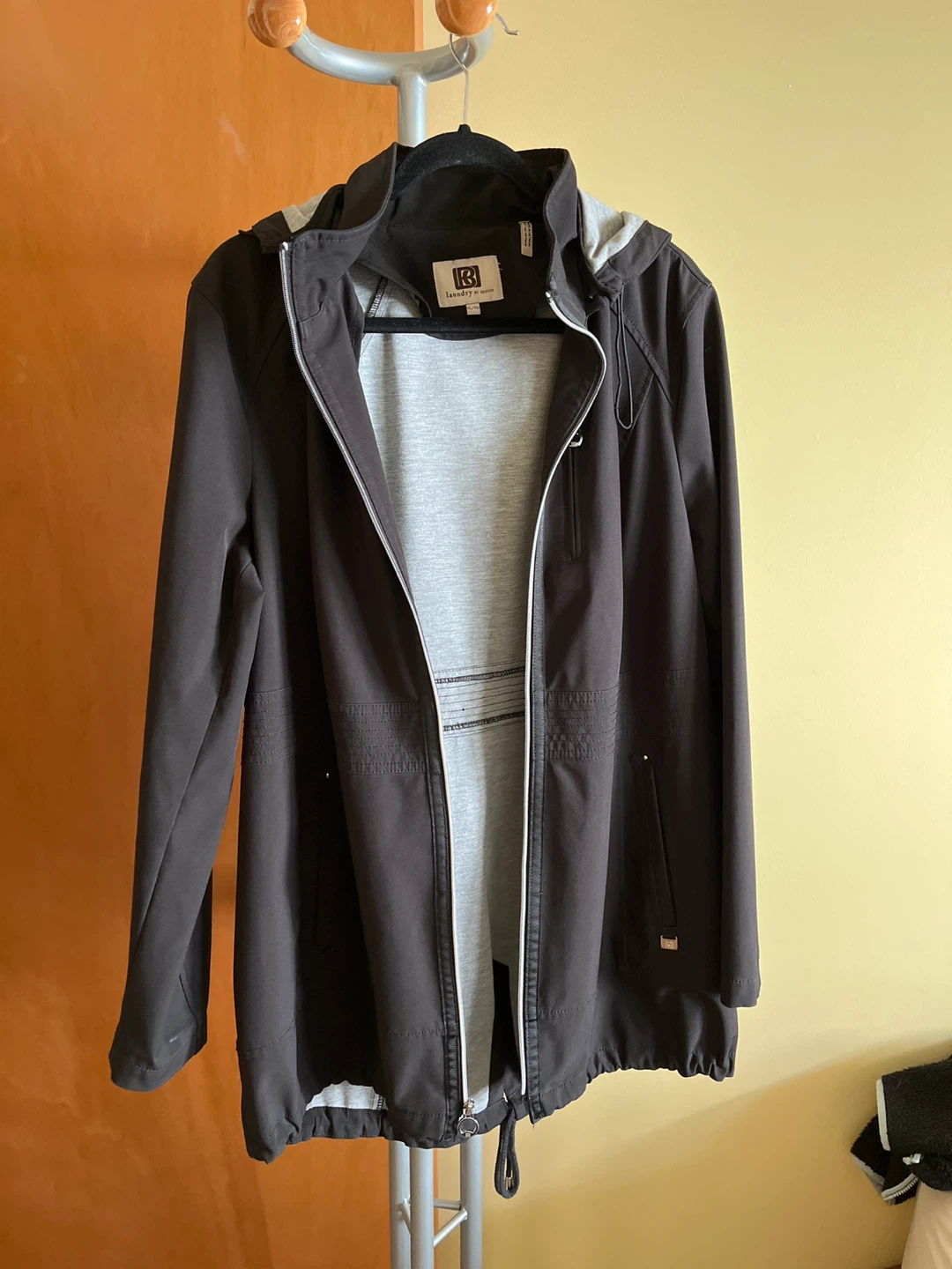 Women's Hooded black Jacket XL