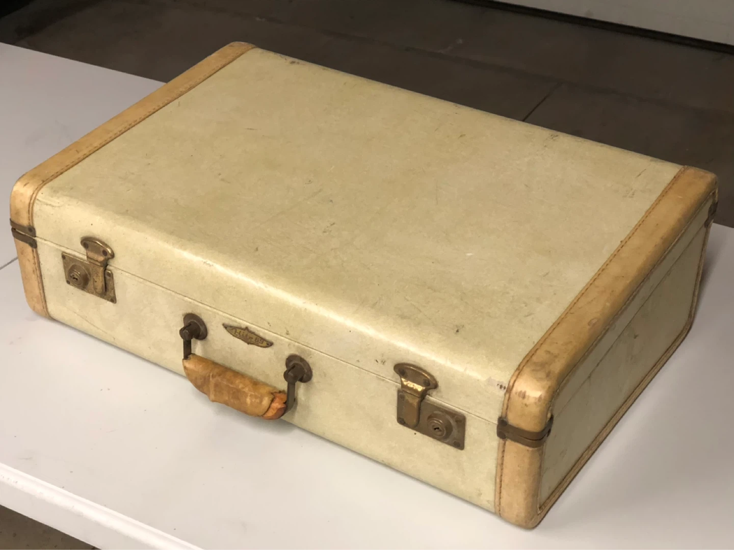 Vintage Luggage: Q-Lite 69 by Dominion Luggage Suitcase - photo 2