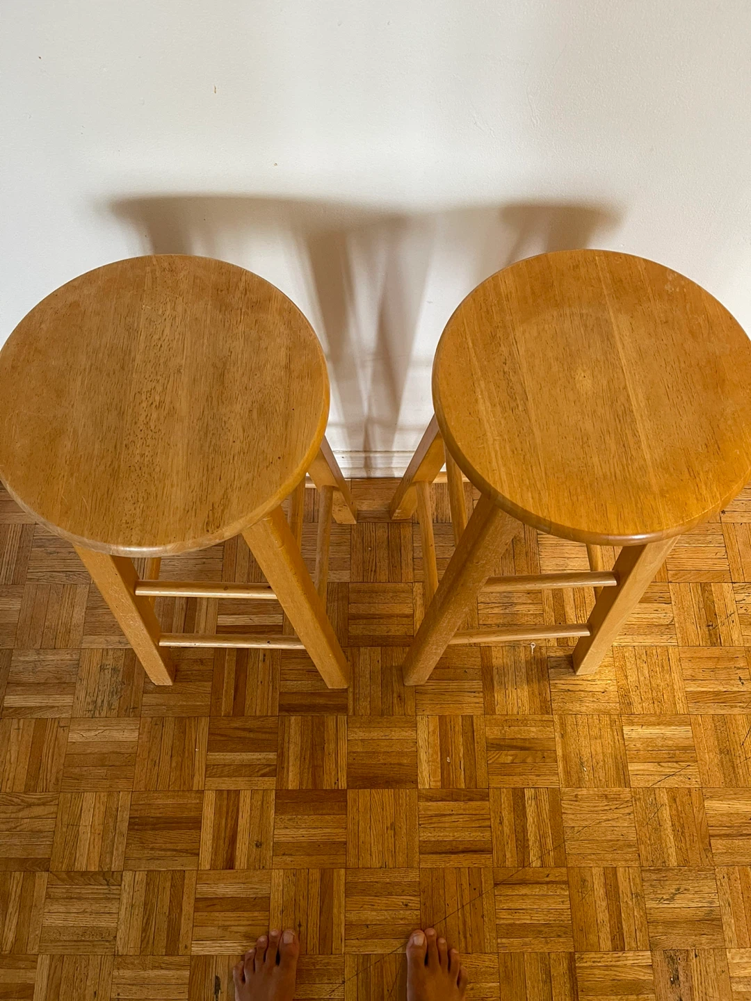 Set of 2 Wooden Bar Stools