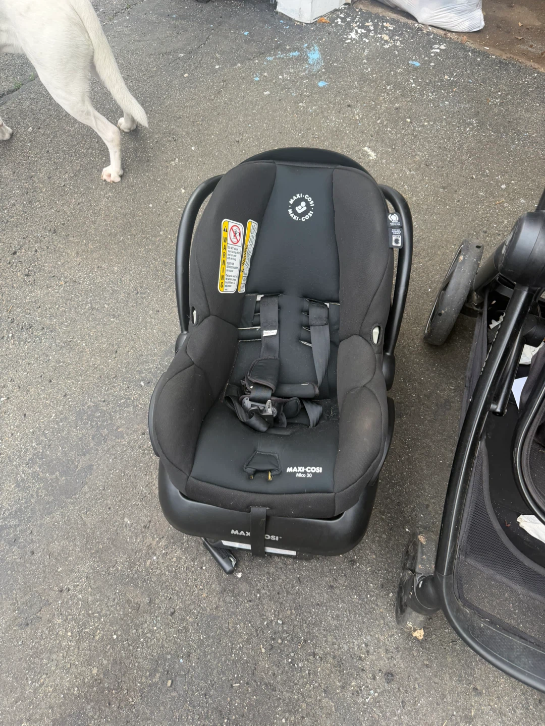 Maxi-Cosi Car Seat and Stroller Travel System - Black