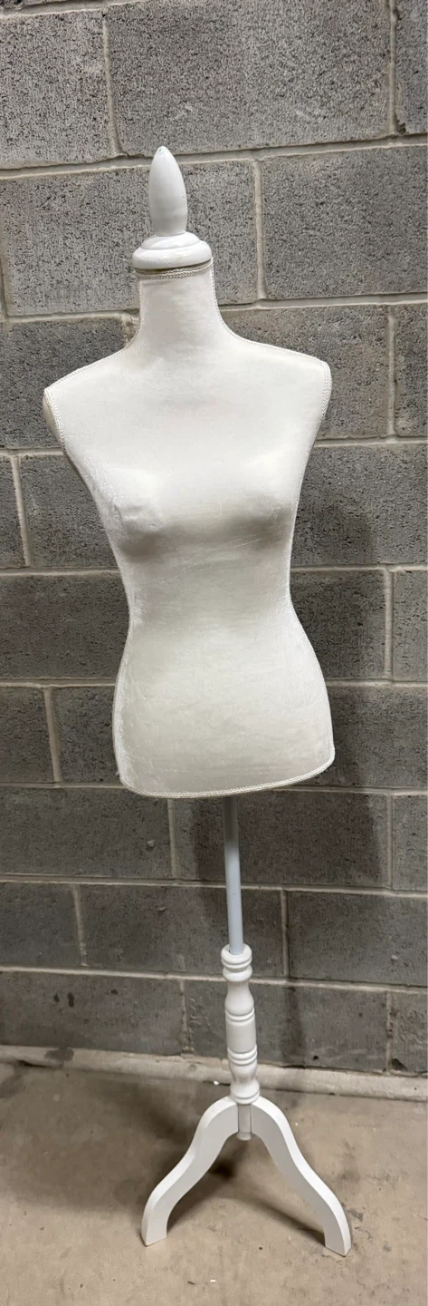 Female Dress Form Mannequin Torso Body Tripod Stand Dress
