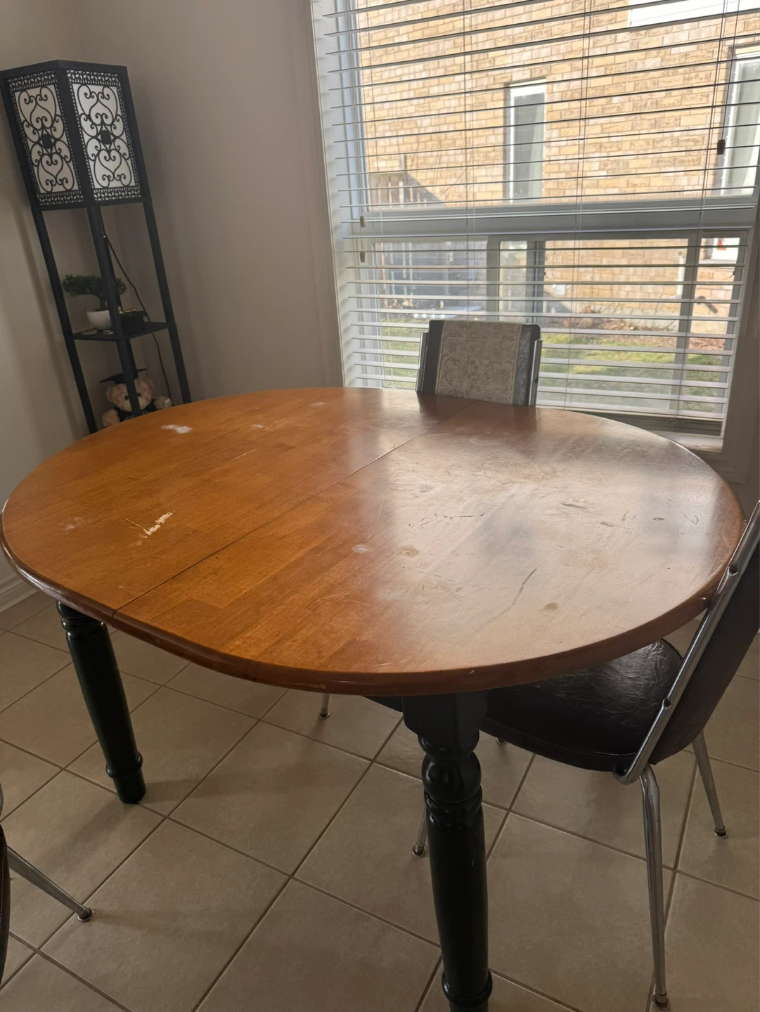 Round Drop Leaf Dining Table with Chairs - photo 3