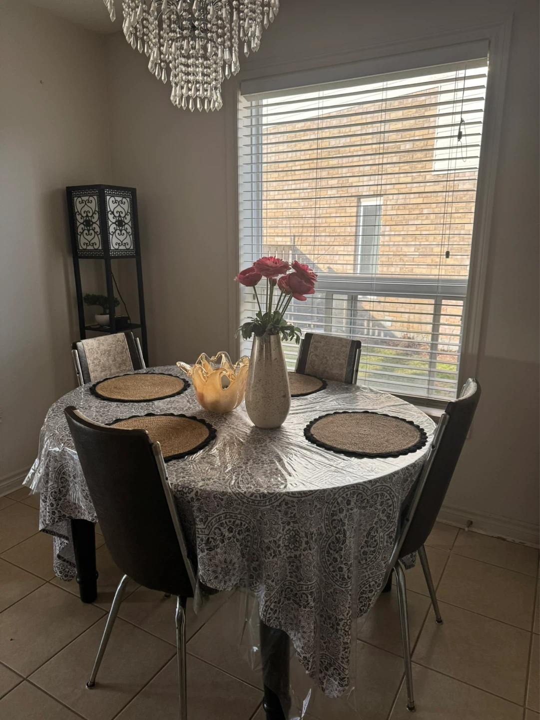 Round Drop Leaf Dining Table with Chairs - photo 2