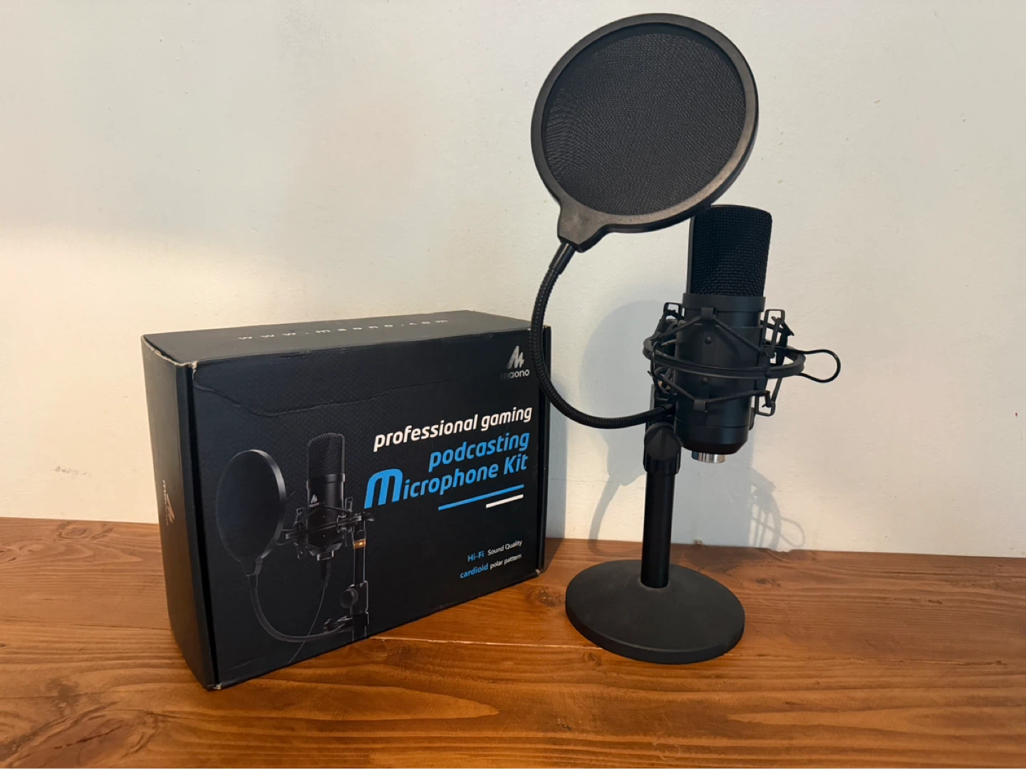 MAONO Professional Gaming Podcasting Microphone Kit