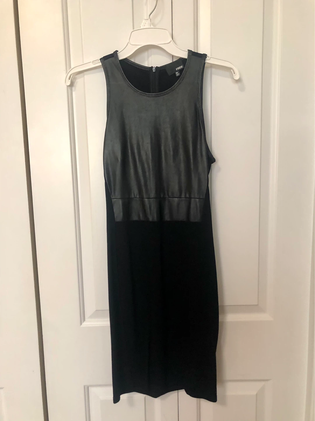 Aritzia Wilfre Free Elin Dress! - photo 3