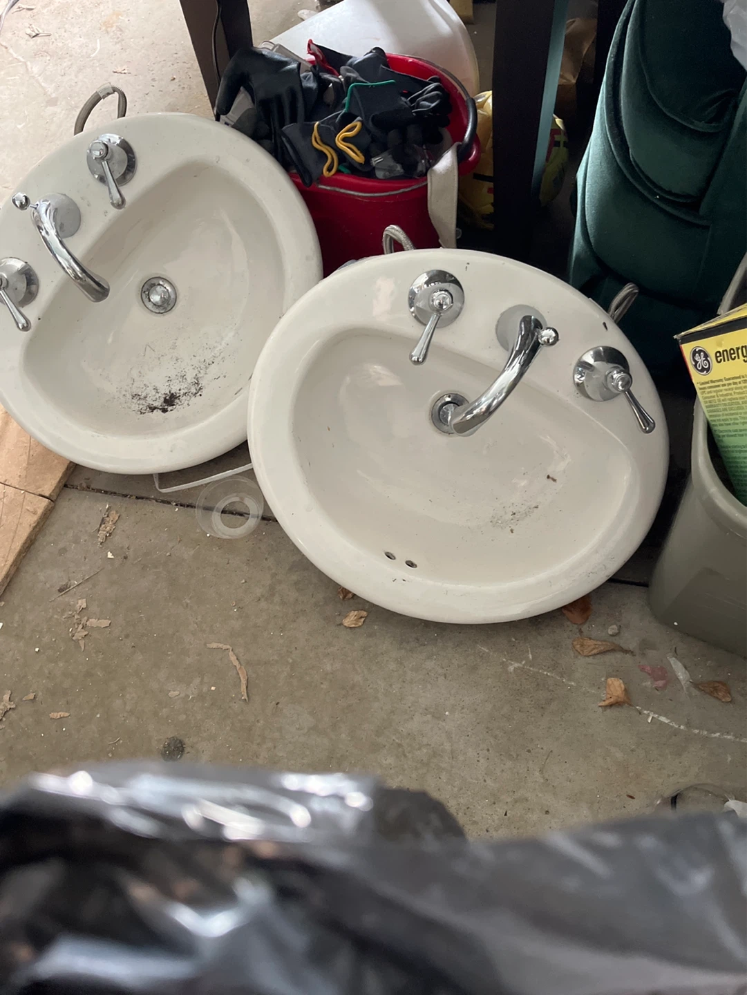 Pair of White Pedestal Sinks
