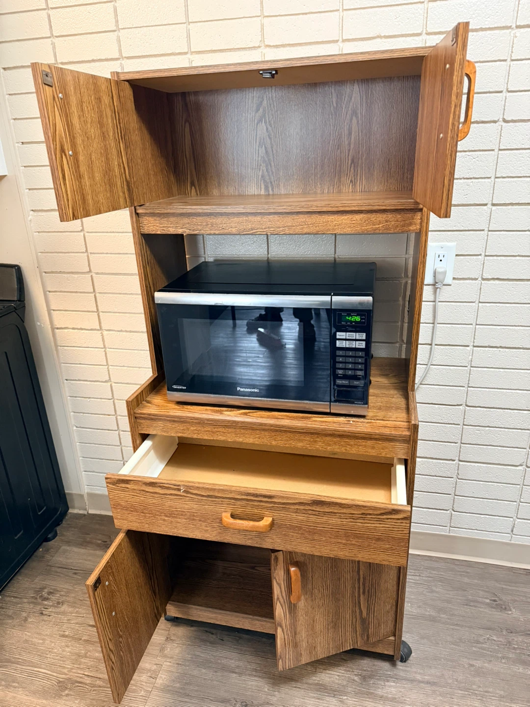 Microwave + stand! - photo 2