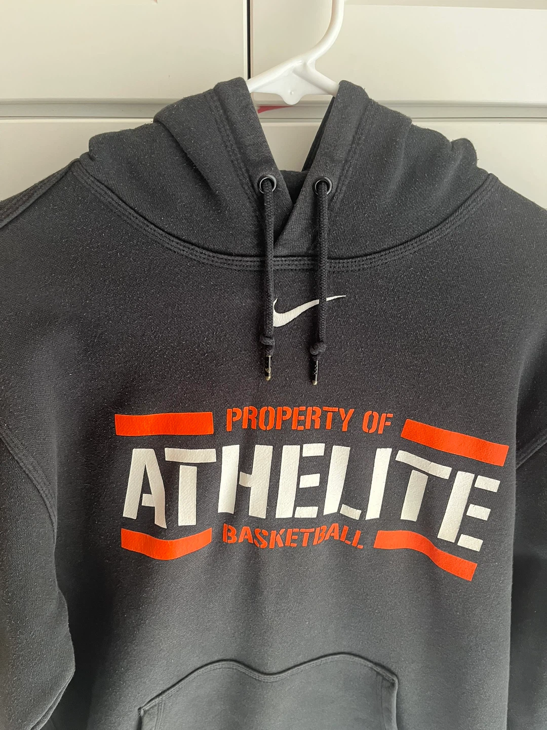 Nike "Property of Athelite Basketball" Hoodie - Size M - photo 2