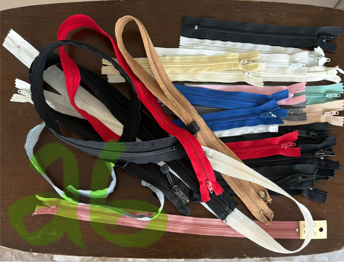 26 NEW Assorted Zippers