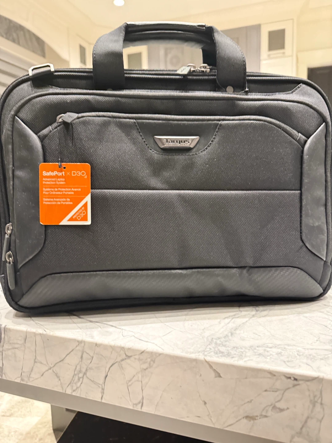 Targus SafePort D30 Laptop Bag