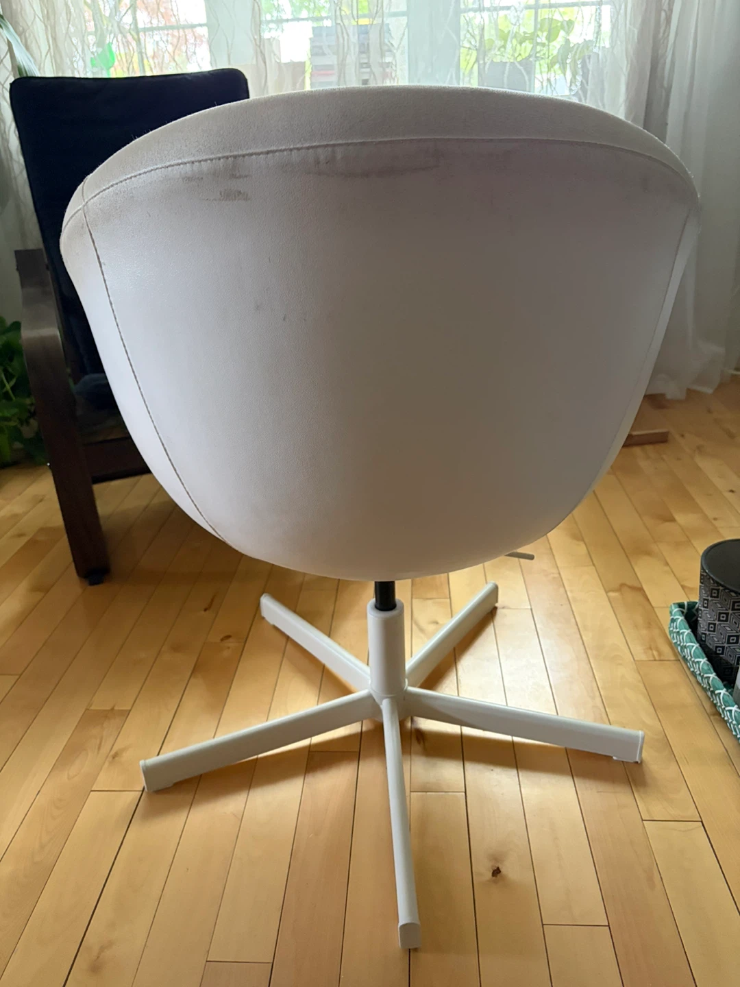 Ikea White Swivel Accent Chair - photo 3