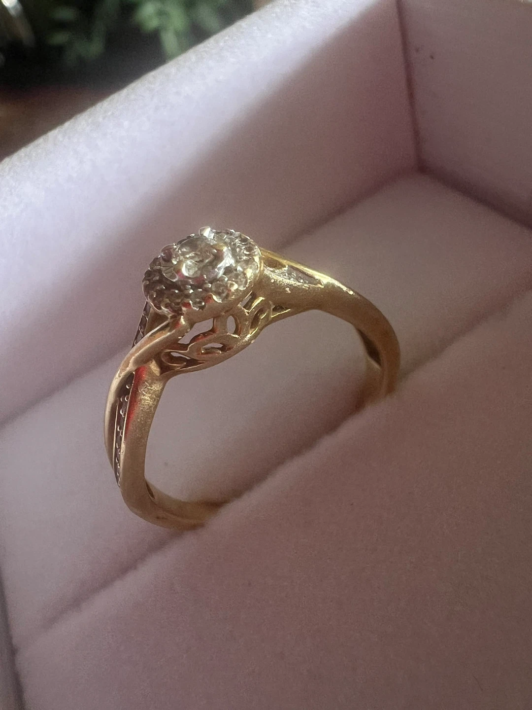 10K Yellow Gold Diamond Halo Ring