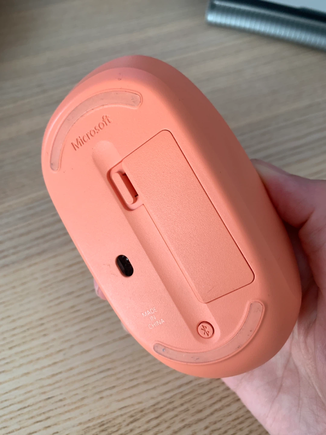Microsoft Wireless Mouse - Peach - photo 2