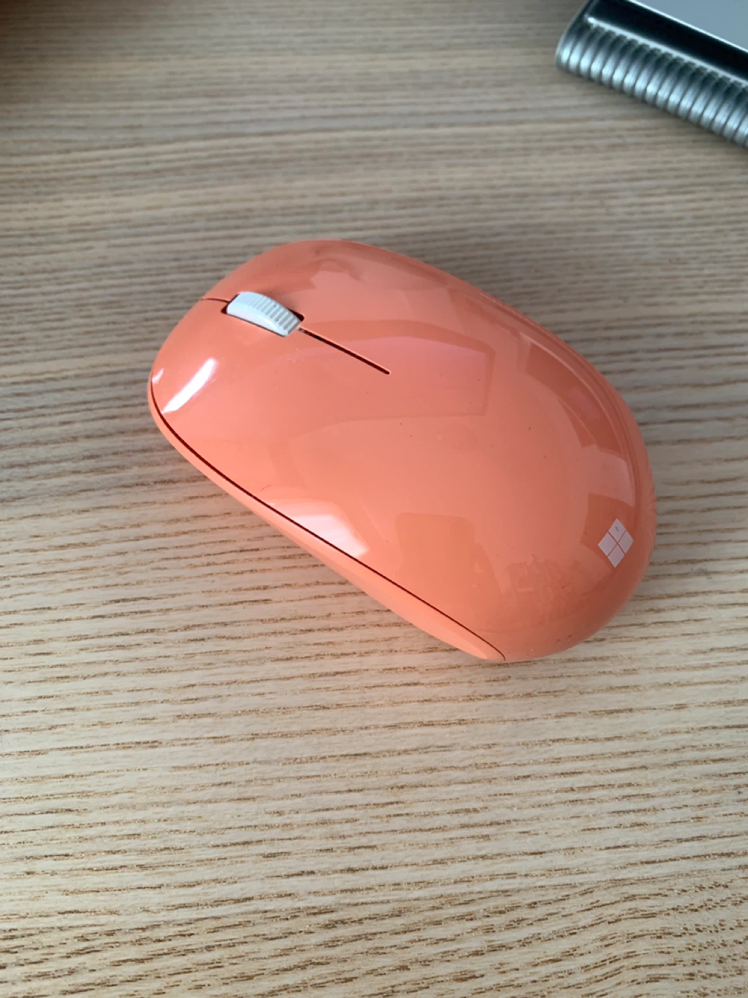 Microsoft Wireless Mouse - Peach