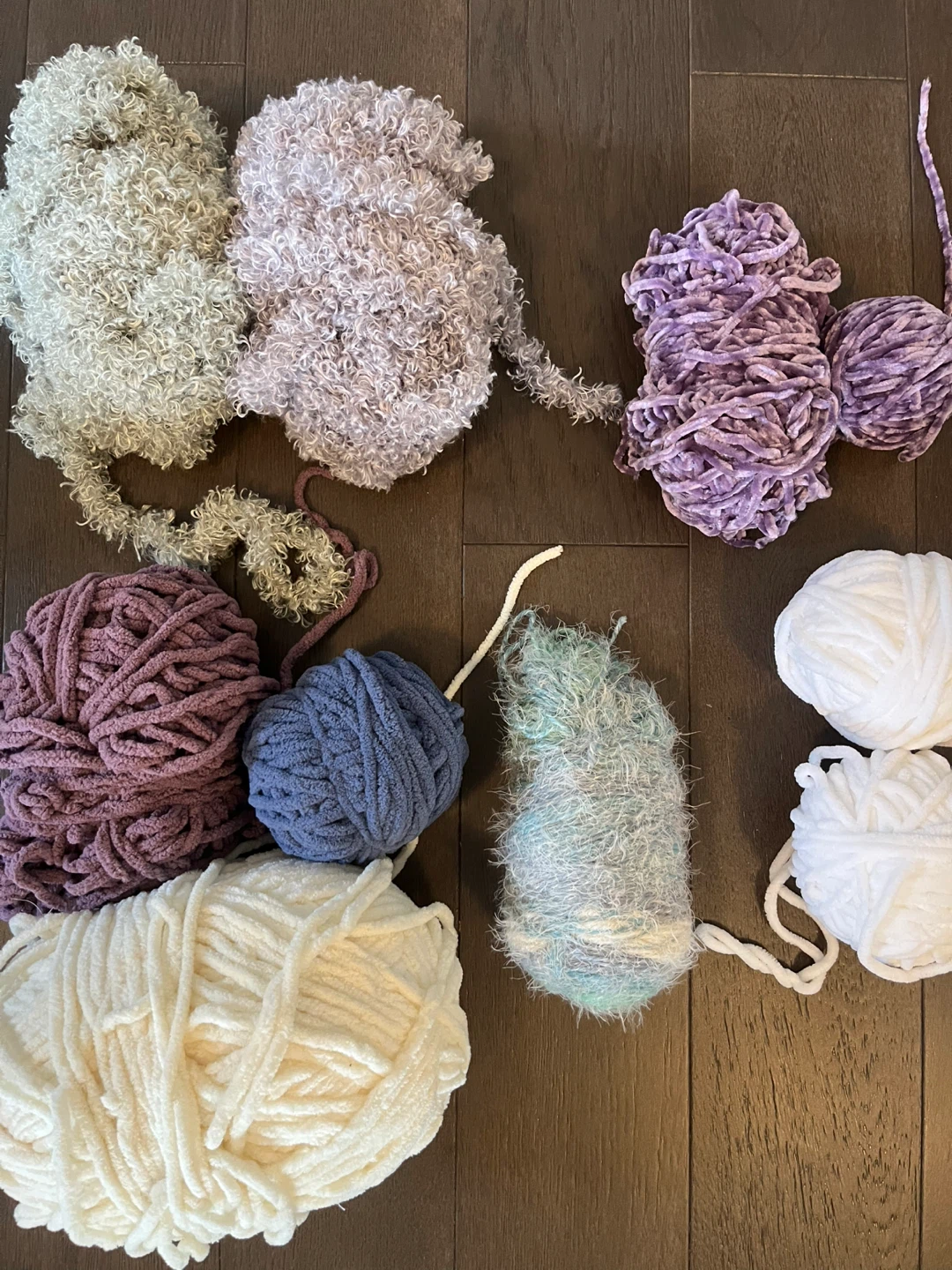 Mixed Yarn Lot - Various Brands and Textures - photo 4
