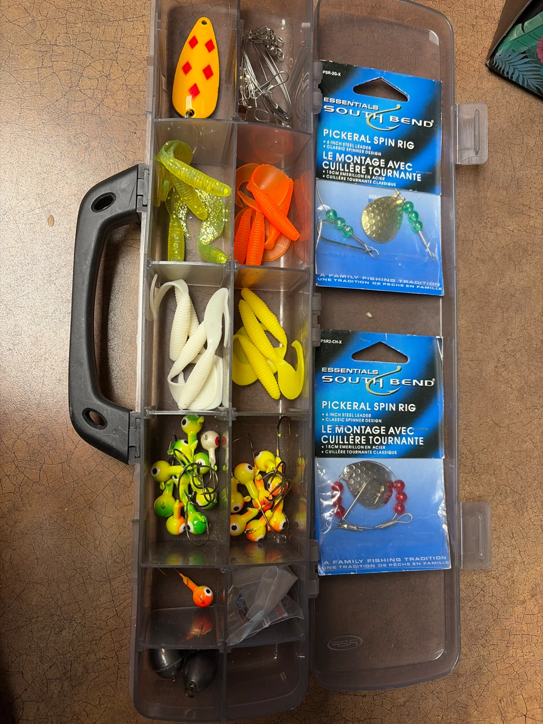 South Bend Fishing Lure Tackle Box Kit