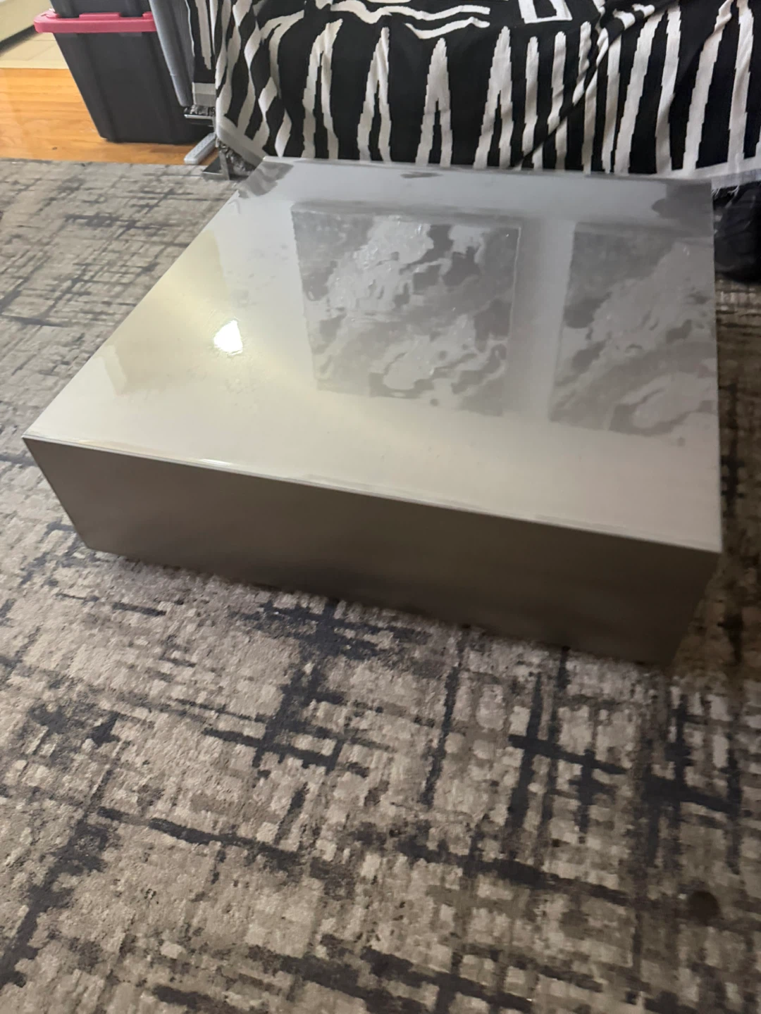 Matta Solid Coffee Table