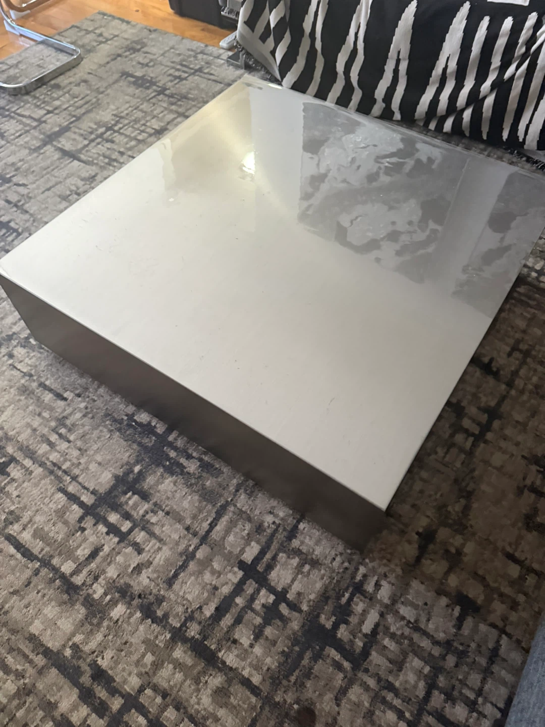 Matta Solid Coffee Table - photo 3