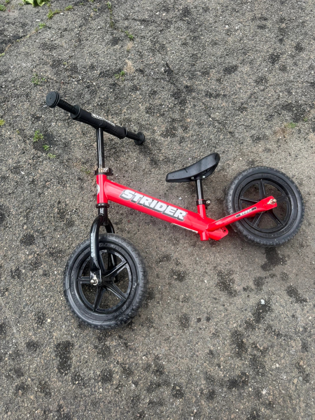 Strider Sport Balance Bike - Red - photo 2