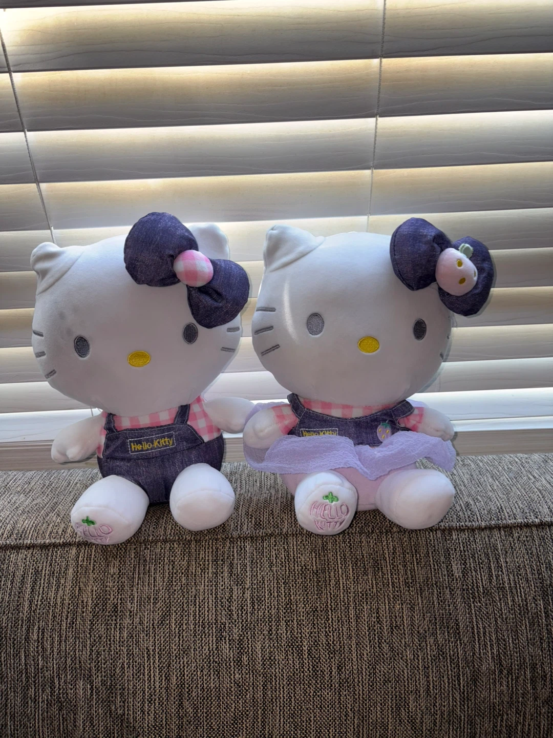 Hello Kitty Plush Toys - Set of 2 - photo 2
