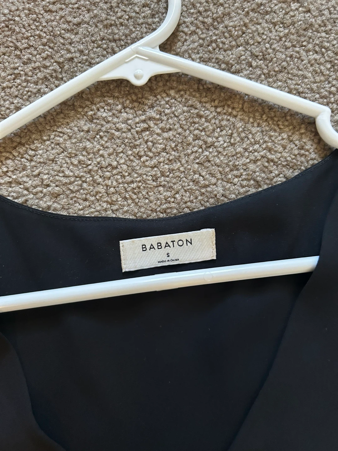 Babaton Black V-Neck Sleeveless Top Size S - photo 2