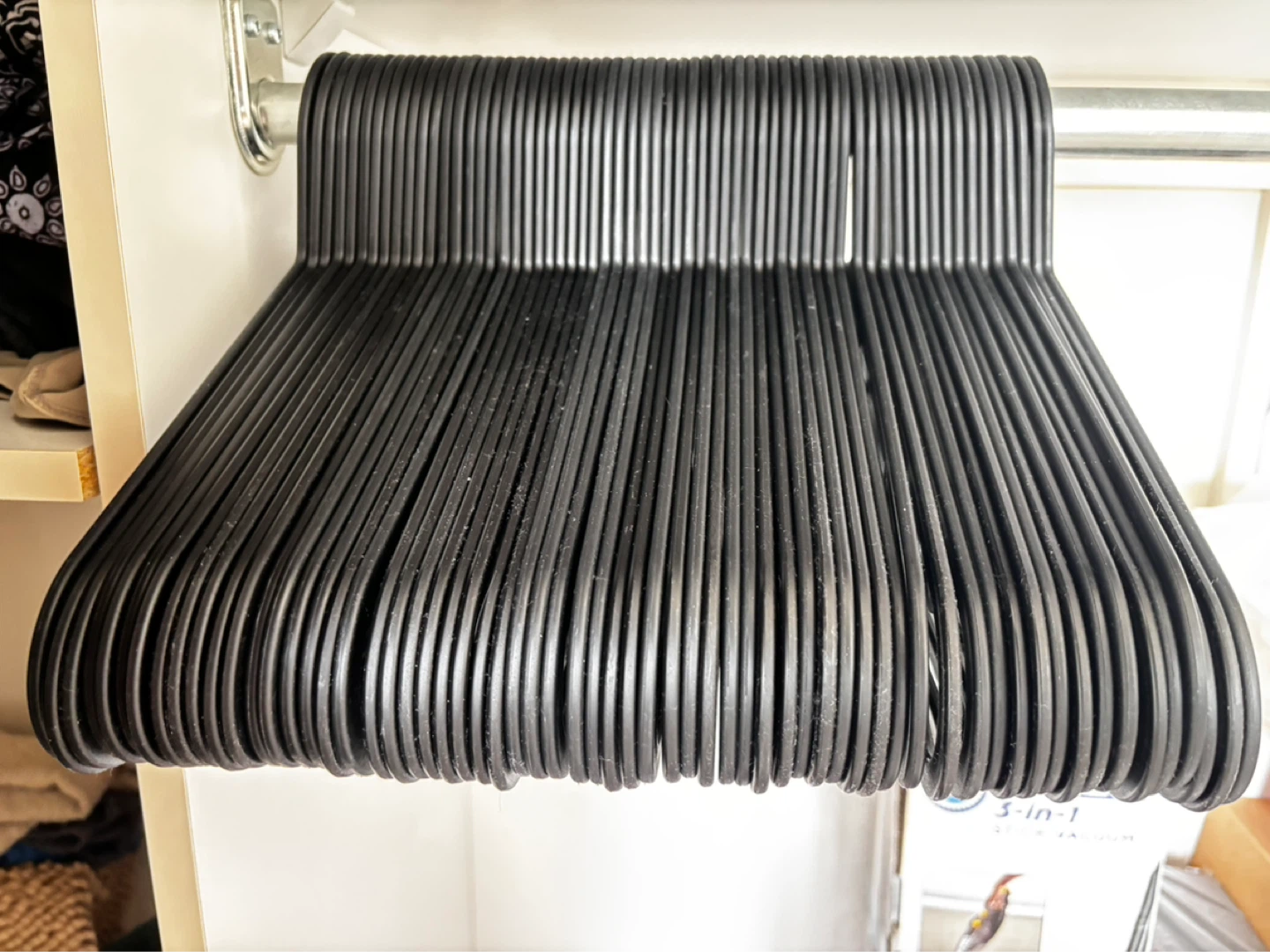 IKEA SPRUTTIG Black Hangers - Pack of 60 (Bulk Savings!) - photo 5