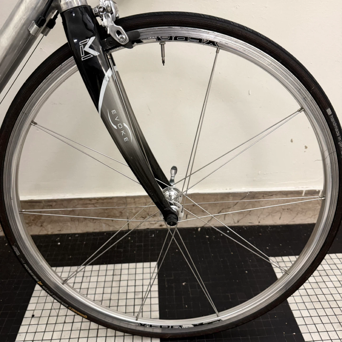 Road Bike: Quattro Assi aluminum 52cm 700X23C - photo 3