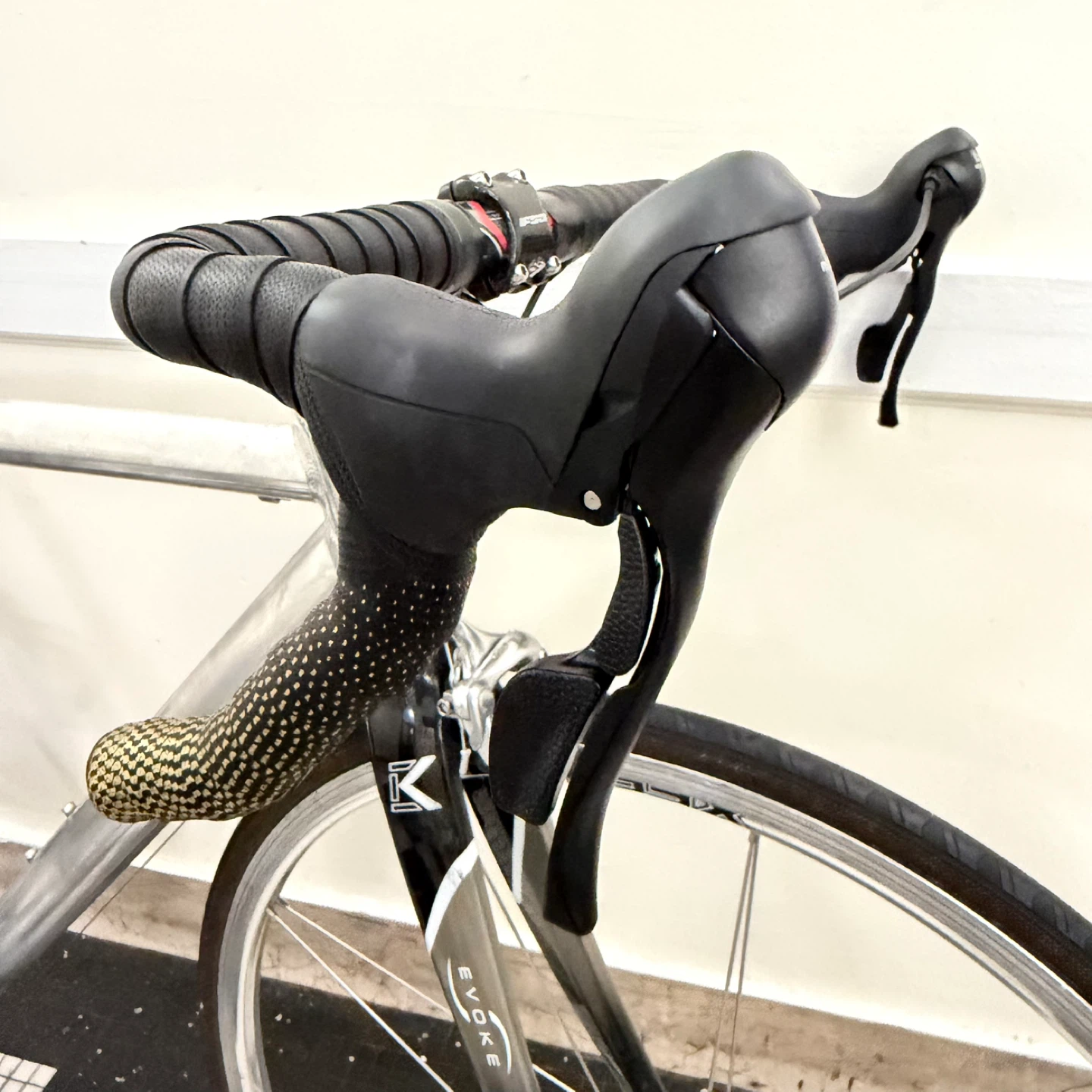 Road Bike: Quattro Assi aluminum 52cm 700X23C - photo 2