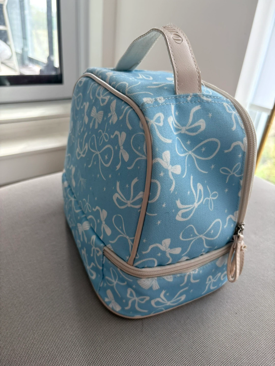 Ollie & Olivia Blue Bows Lunch Bag - photo 2