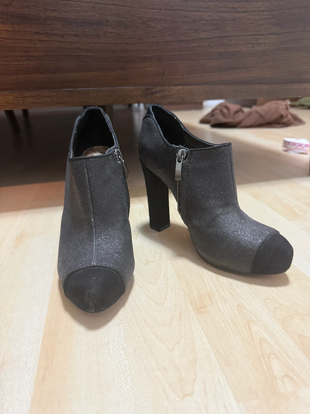 Sam Edelman Black Glitter Ankle Boots size 6 - photo 2