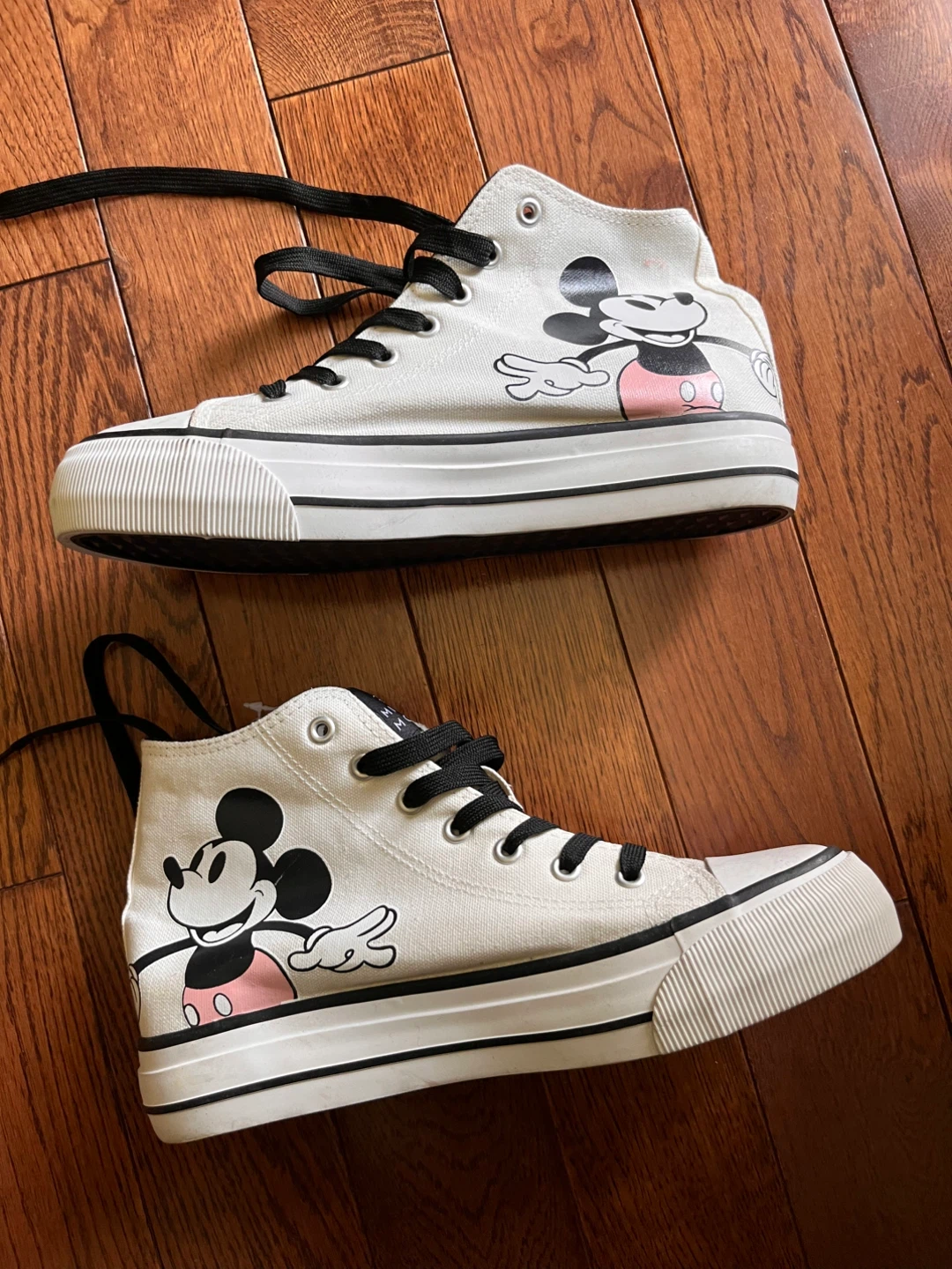 NEW Disney Mickey & Minnie Mouse High Top Canvas Shoes Size 8 - photo 4
