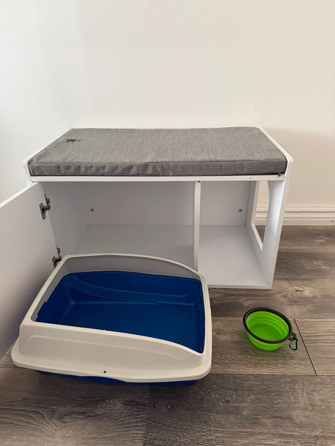 White Wooden Litter Box Enclosure with Cushion Top - photo 3