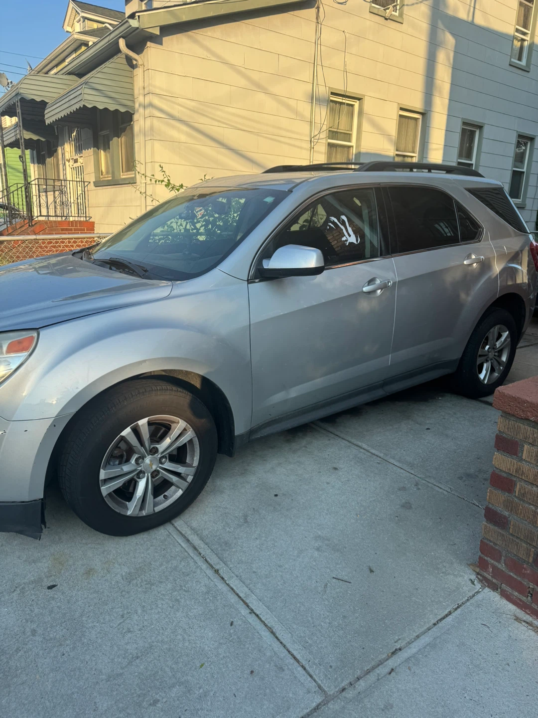 Silver Chevrolet Equinox LT SUV - photo 3