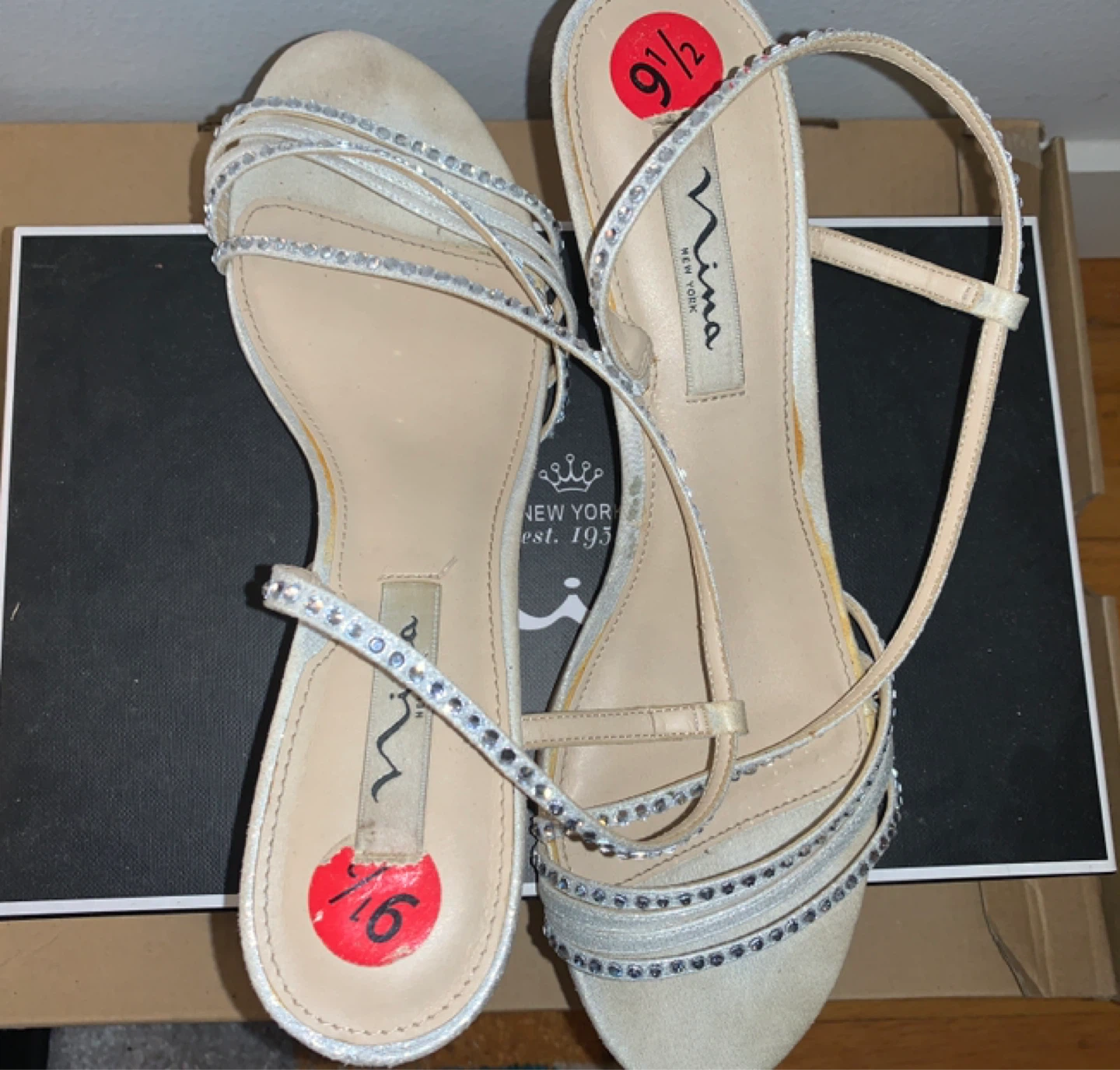 Nina Silver Embellished Heeled Sandals Size 9.5 - photo 4