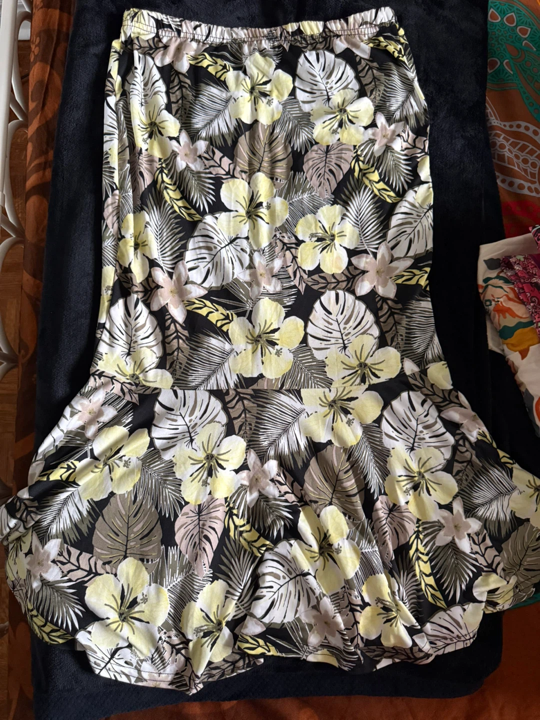 Floral Print Midi Skirts - photo 5