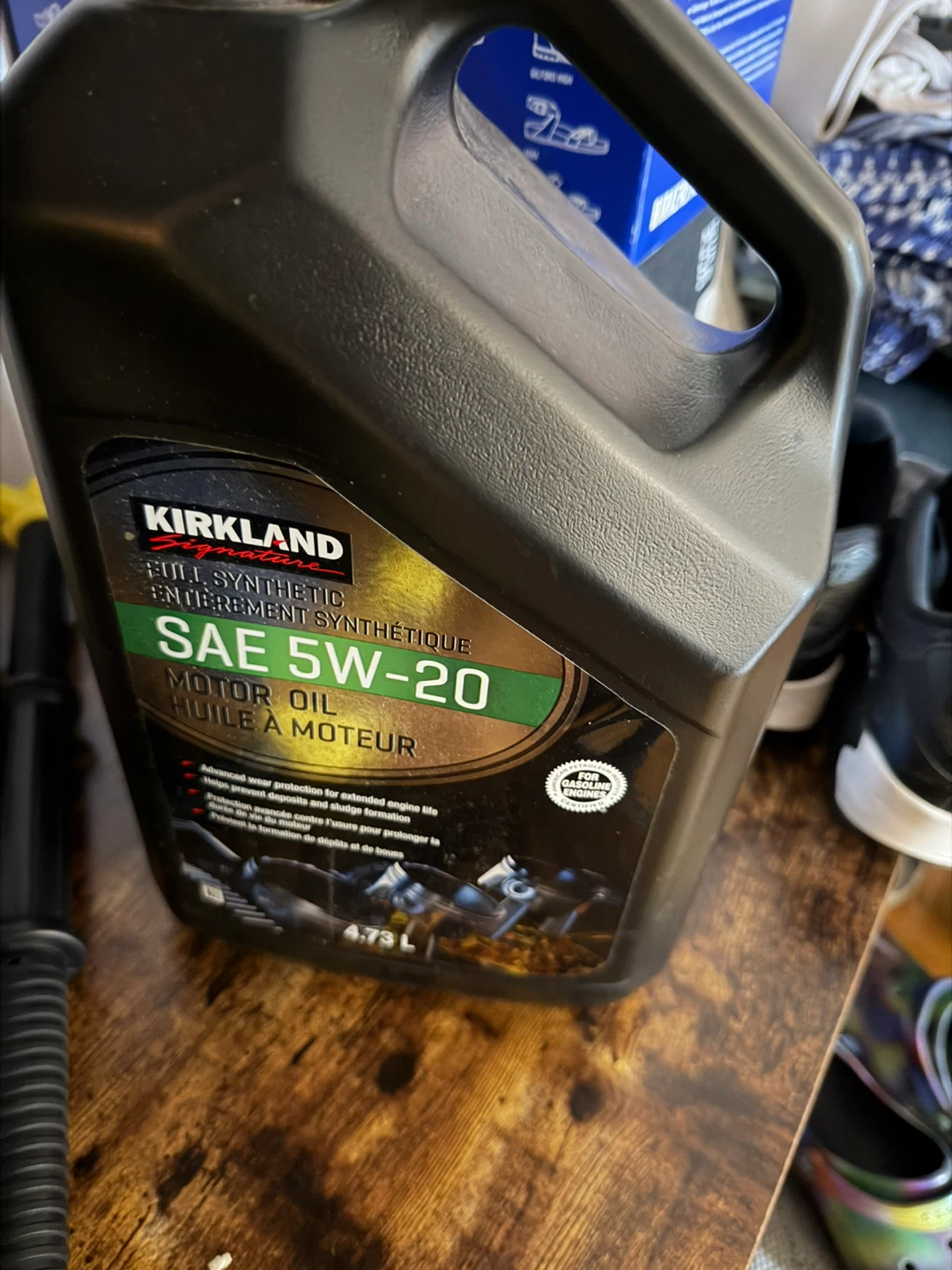 Kirkland Signature SAE 5W-20 Full Synthetic Motor Oil 4.73L