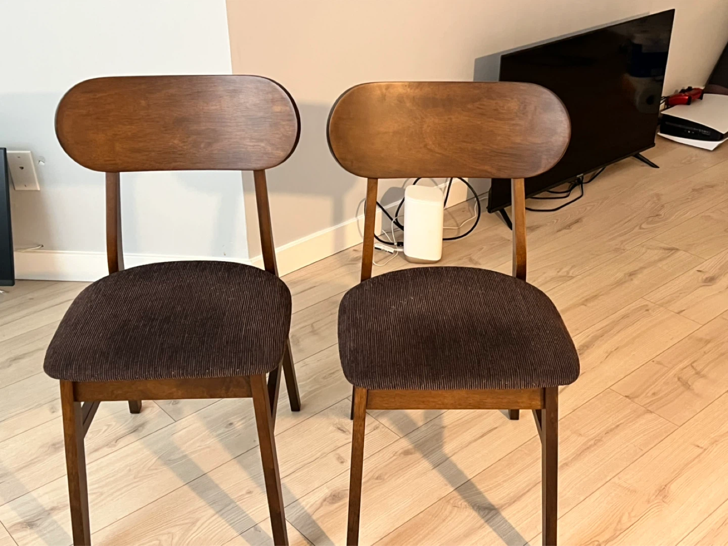 Set of 2 Wooden Dining Chairs - photo 3