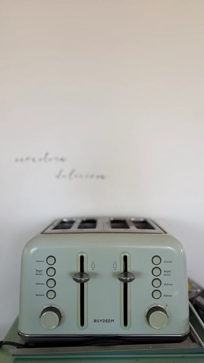 Buydeem 4-Slice Toaster