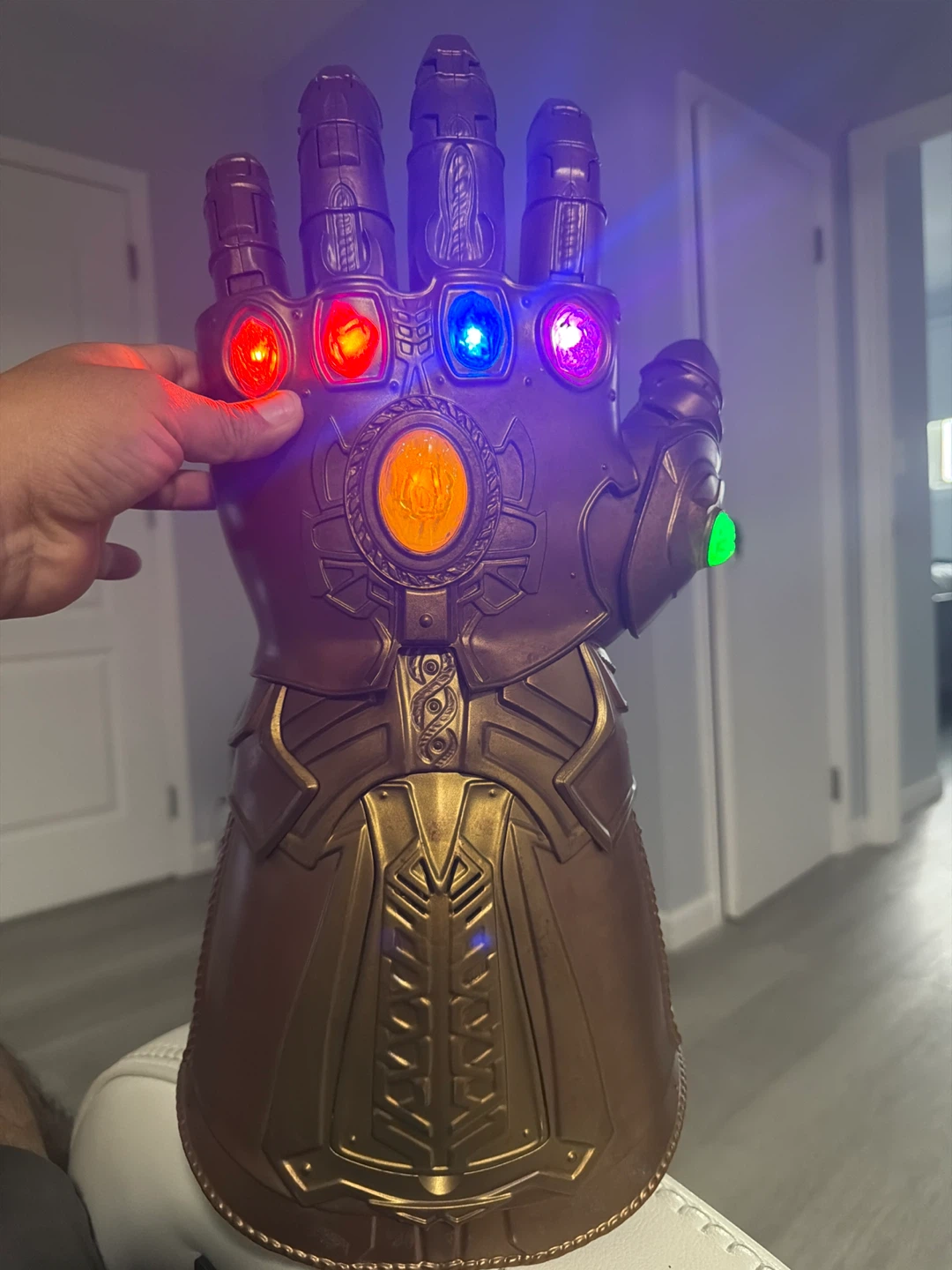 Marvel The Infinity Gauntlet 21” - photo 2