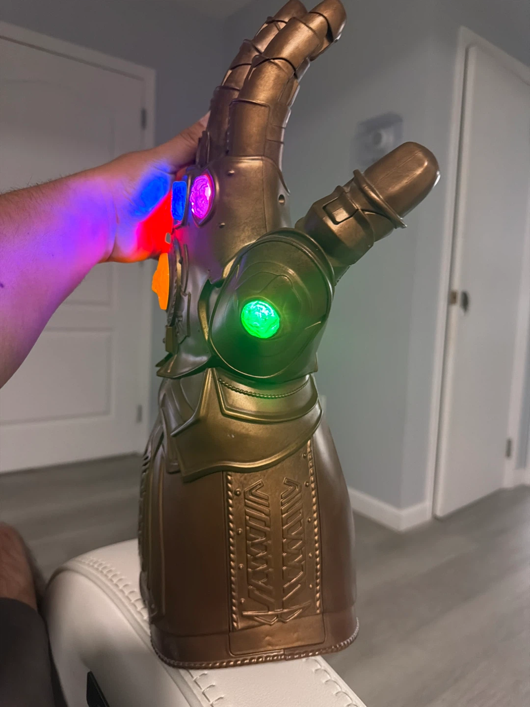 Marvel The Infinity Gauntlet 21” - photo 3